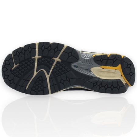 New Balance - 1906- نيو بالانس