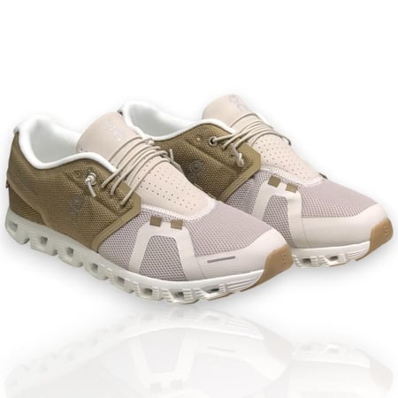On Running Cloud 5 white and Brown
