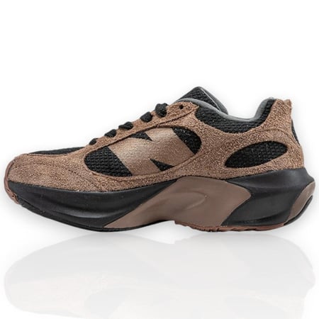 New Balance - 8002- نيوبالانس