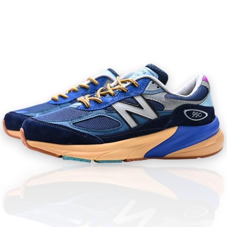 New Balance 990