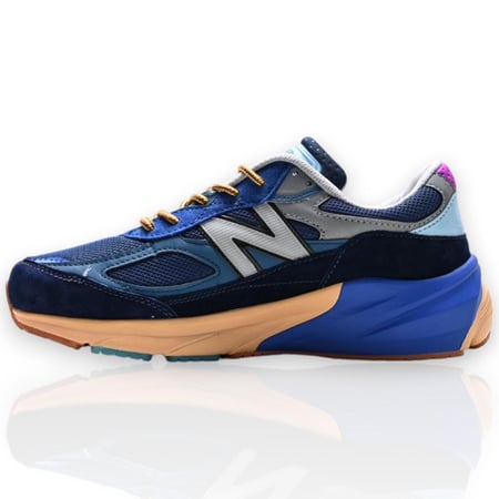 New Balance 990