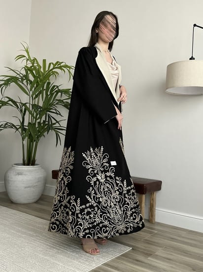 عباية كتان اسود