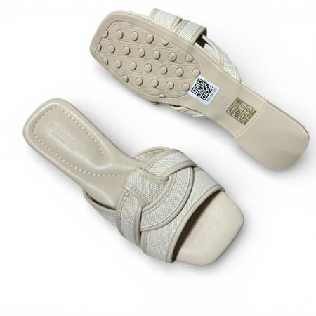 حذاء نسائي فلات الوان