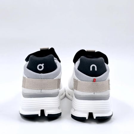 حذاء رجالي اون راننج