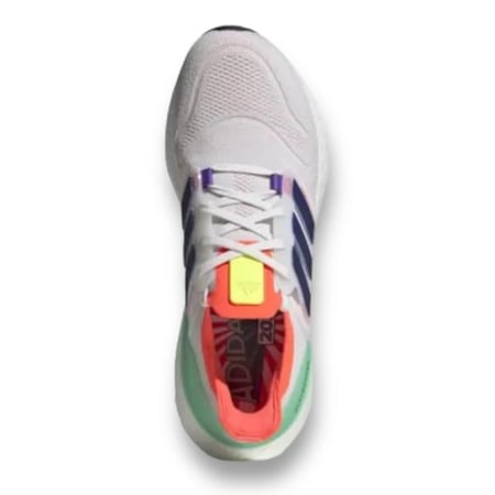 حذاء رياضي الترا بوست من اديداس