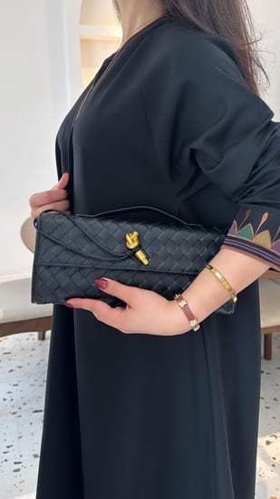 بوتيقا كلاتش(اسود)