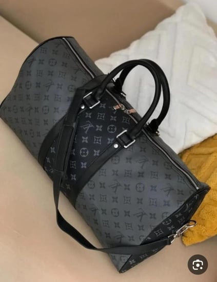 تشكيلة مختارة من حقائب السفر ماركة لويس فيتون(Louis Vuitton)موديل (Keepall)