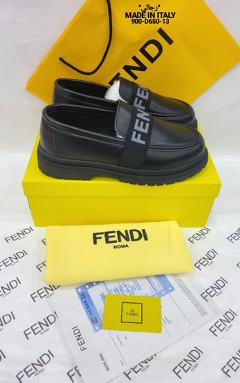 حذاء  رجالي لوفر من ماركة  فندي ( Finde )موديل"Fendi Roma" -اسود