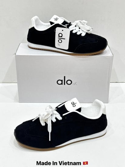 حذاء نسائي من ماركة الو(alo)موديلALO Sunset Sneaker