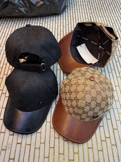 تشكيلة متنوعة من قبعات  قوتشي (Gucci)