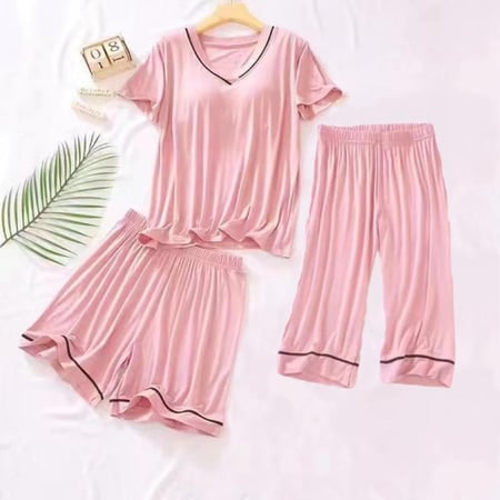 بيجاما من الحرير الحليبي المريح والناعم مزودة بإسفنجات صدرية-A32