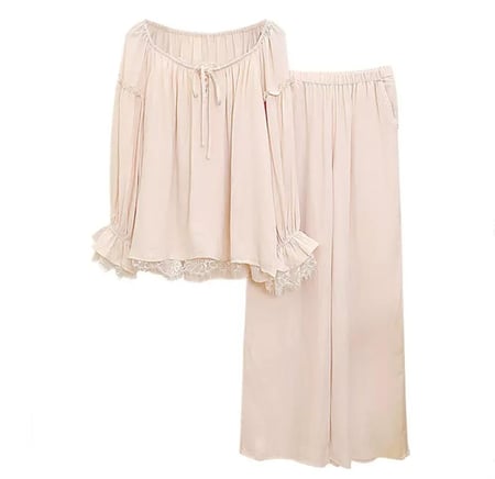 بيجامة القطن ١100% مزينة بالدانتيل الناعم والأنيق