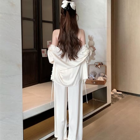 بيجاما الكرستالة الأنثوية الأنيقة مكونة من 3 قطع