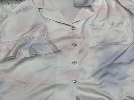 بيجاما الأنوثة من الساتان والدانتيل الفاخر -2 قطع