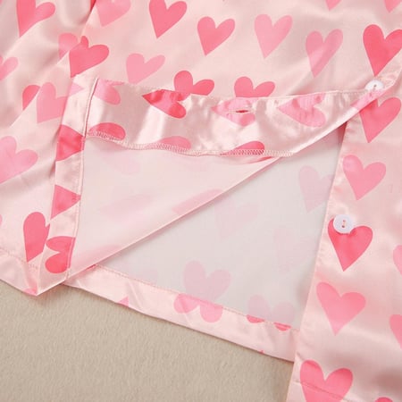 بيجاما القلوب الأنثوية بملمس انسيابي فاخر