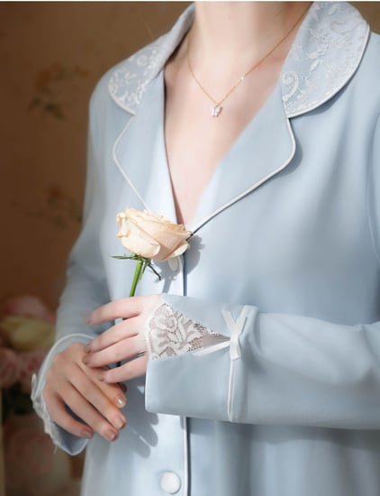 بيجاما القطن الناعمة بتفاصيل دانتيل أنيقة-d1