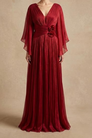 فستان سهرة بليسيه لامع بأكمام فراشة وورود جانبية