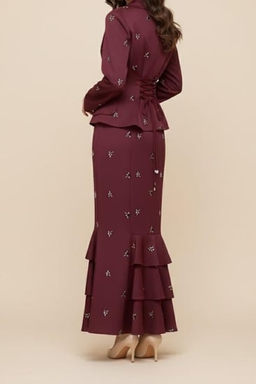 تيور عنابي  مطرز