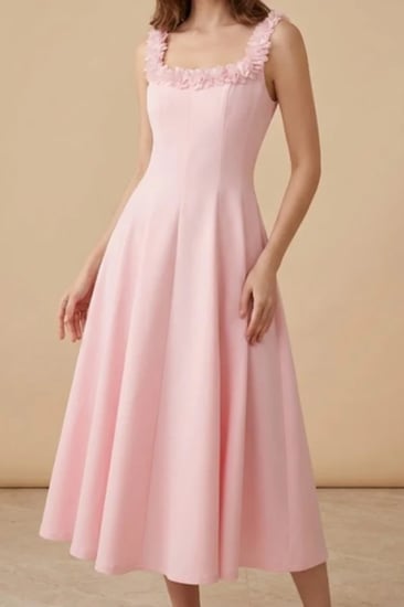 فستان ميدي وردي ناعم