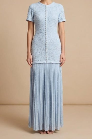 فستان سهرة ملكي سماوي مطرز باللؤلؤ