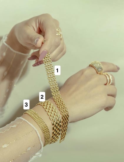 مجموعة أساور الحصيرة كالذهب مميزة وأنيقة .