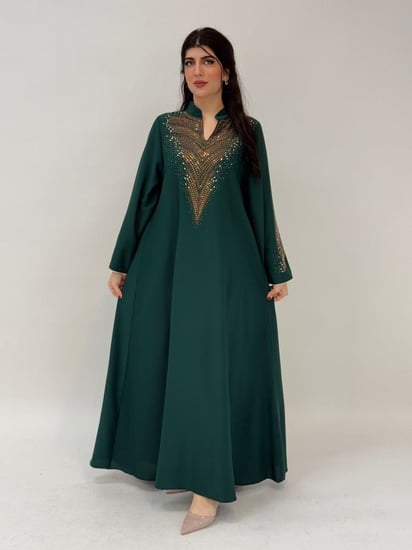 جلابيه ساده بتطريز بصدر فصوص