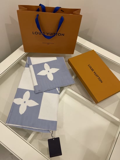 لحاف لويس فيتون