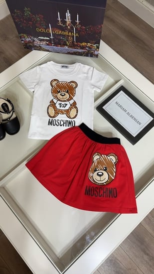 طقم موسكينو