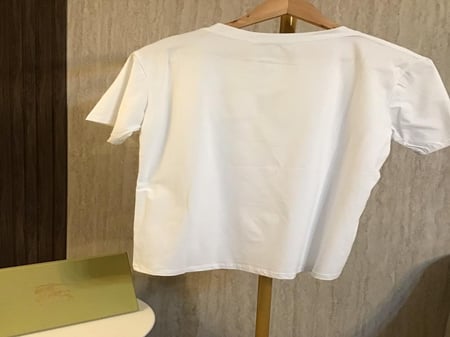 تيشيرت لويفي نسائي