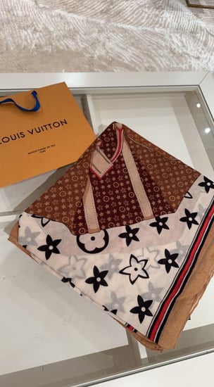 سكارف لويس فيتون