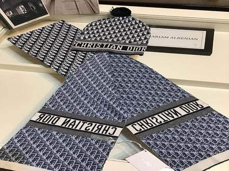 شال ديور+كاب