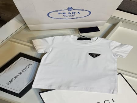 تيشيرت برادا