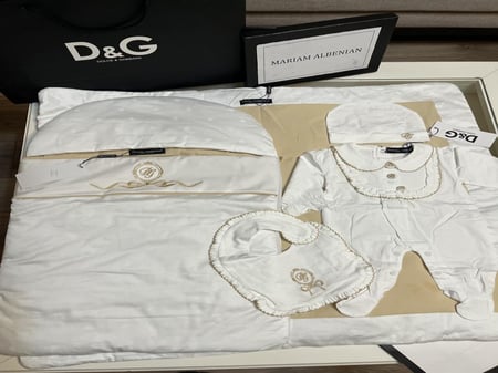 طقم مواليد دوتشي غابانا