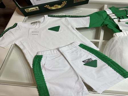 طقم بوتيغا تيشيرت +شورت