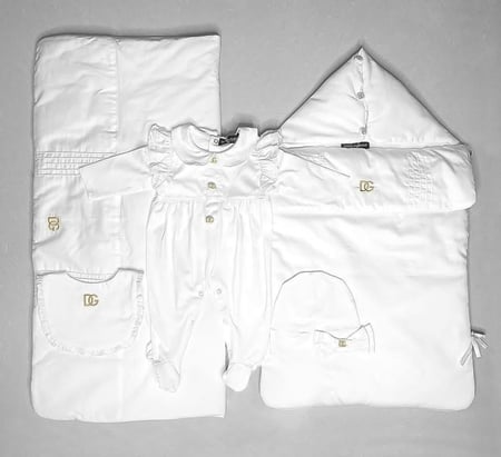 طقم مواليد دوتشي غابانا اولاد