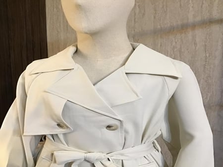 طقم نسائي