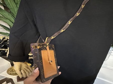 محافظ لويس فيتون