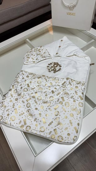 طقم روبرتو كفالي ( مدس + لحاف + قبوع )