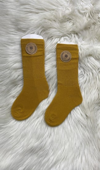 جوارب اطفال لون منچاوي
