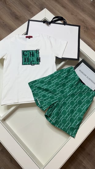 طقم سي اتش ( شورت+ تيشيرت (