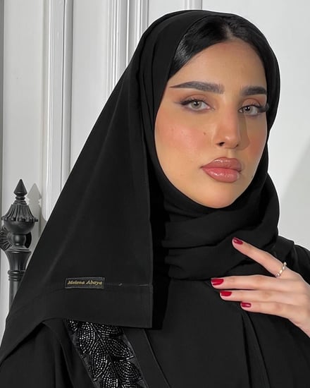 طرحة سودا ناعمة