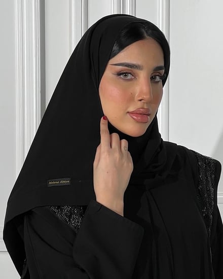 طرحة سودا ناعمة