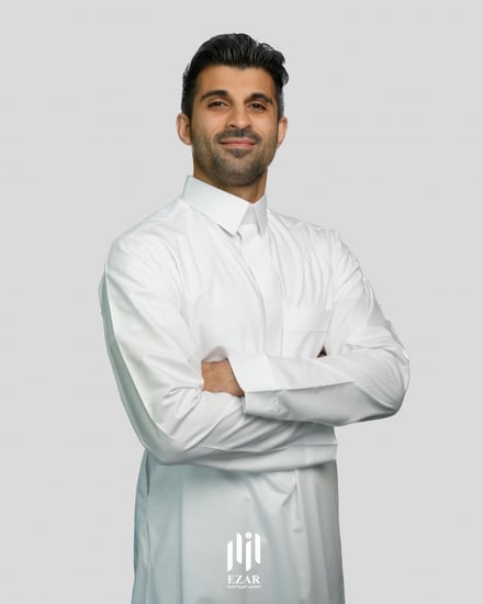 ثوب سعودي سحاب كم عادي