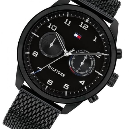 ساعة تومي هيلفيغر