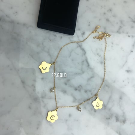 قلاده الورود