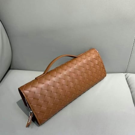 لونق كلاتش انديامو | عسلي