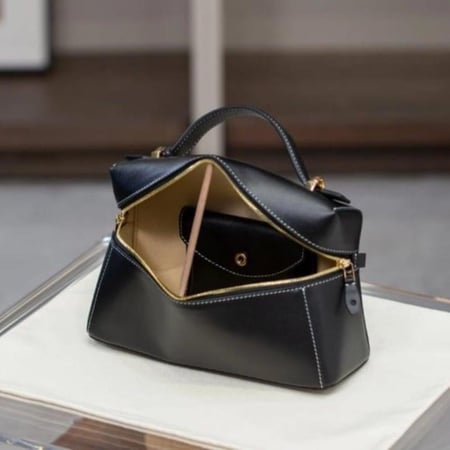 لورو باق | بني