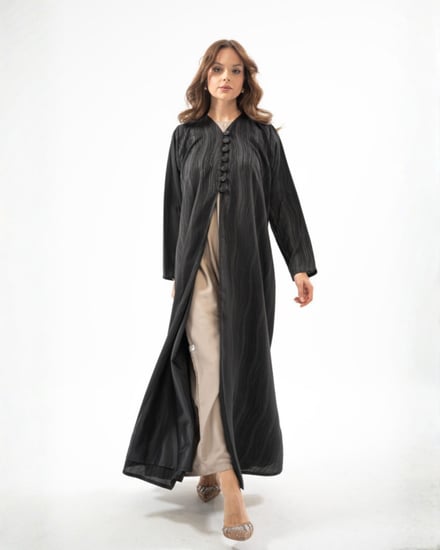 عباية حرير جاكار مع أزرار أمامية بقصة نصف كلوش