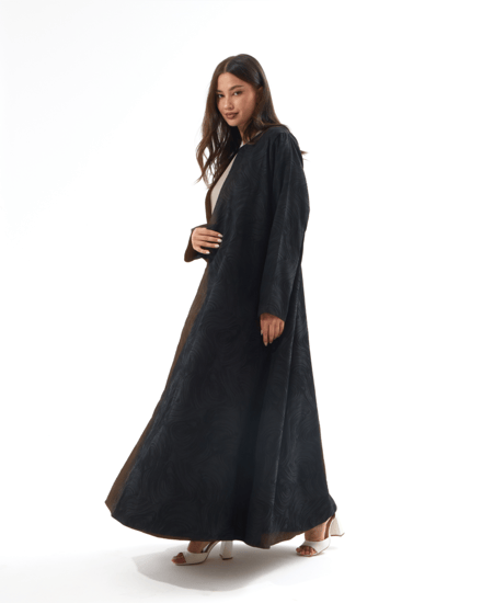 عباية جاكار هندي أسود بقصة نصف كلوش