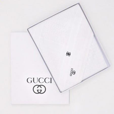 شماغ ابيض انجليزي بخامة فاخرة متوفر الان شحن سريع السعودية ستايلش